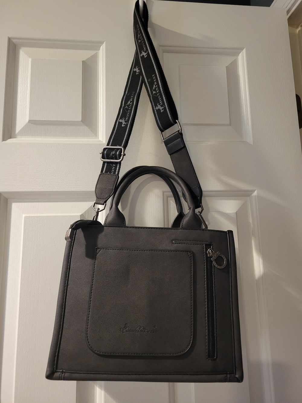 Montana West Black Satchel/purse with Turquoise Embroidery - Picture 2 of 3